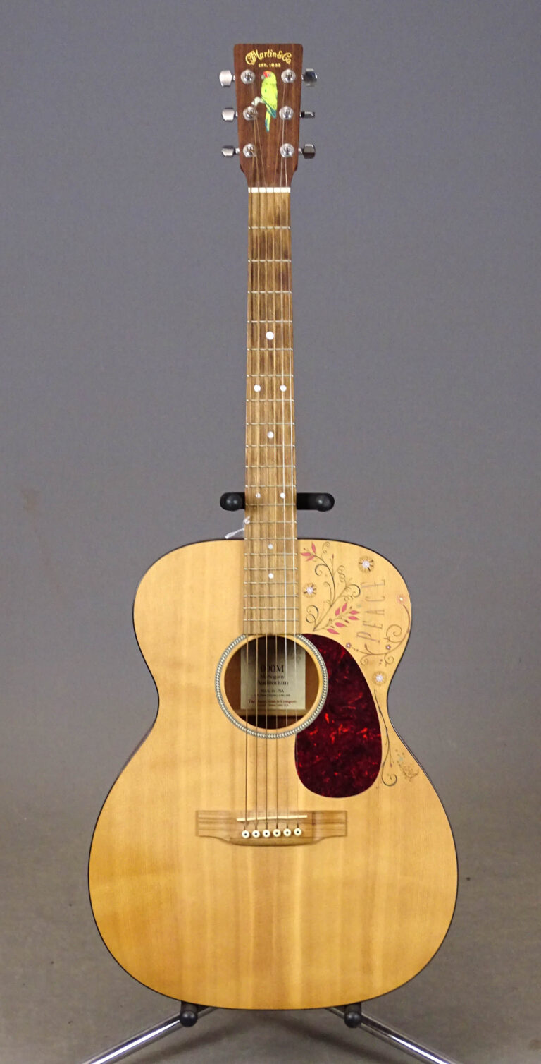 Martin 000M Auditorium Acoustic Guitar