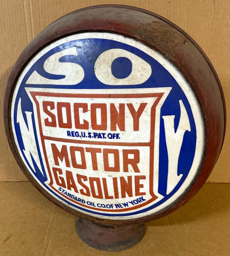 Socony Motor Gasoline gas pump globe